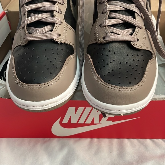 Women’s Nike Dunk High Fossil size 6 - Picture 10 of 10